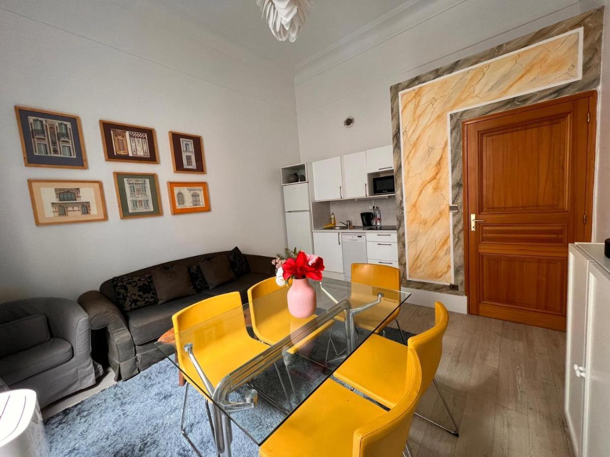 Luxury Apartment Champs-Elysees - Hala Paris Exterior photo